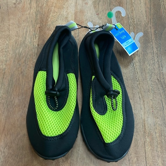 west loop Other - (West Loop Kids) Boys’ Water Shoes